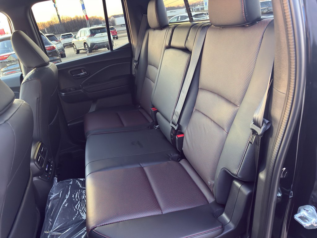 Used 2025 Honda Ridgeline TrailSport image 15