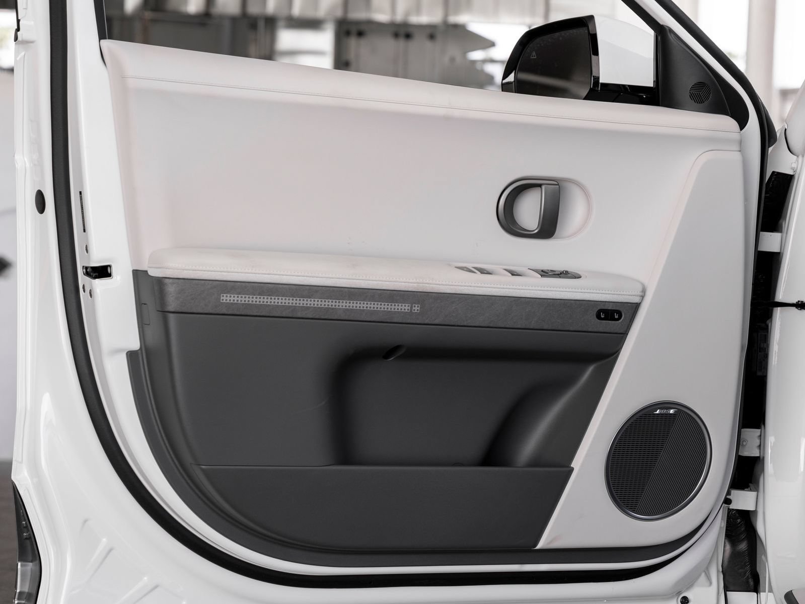 New 2026 Hyundai Ioniq 5 Limited RWD image 9