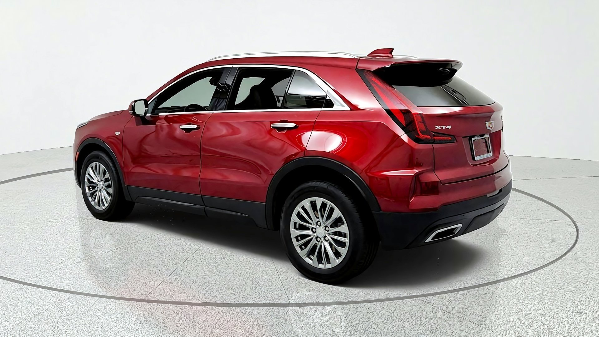Certified 2024 Cadillac XT4 Premium Luxury w/ Cold Weather Package FWD image 3