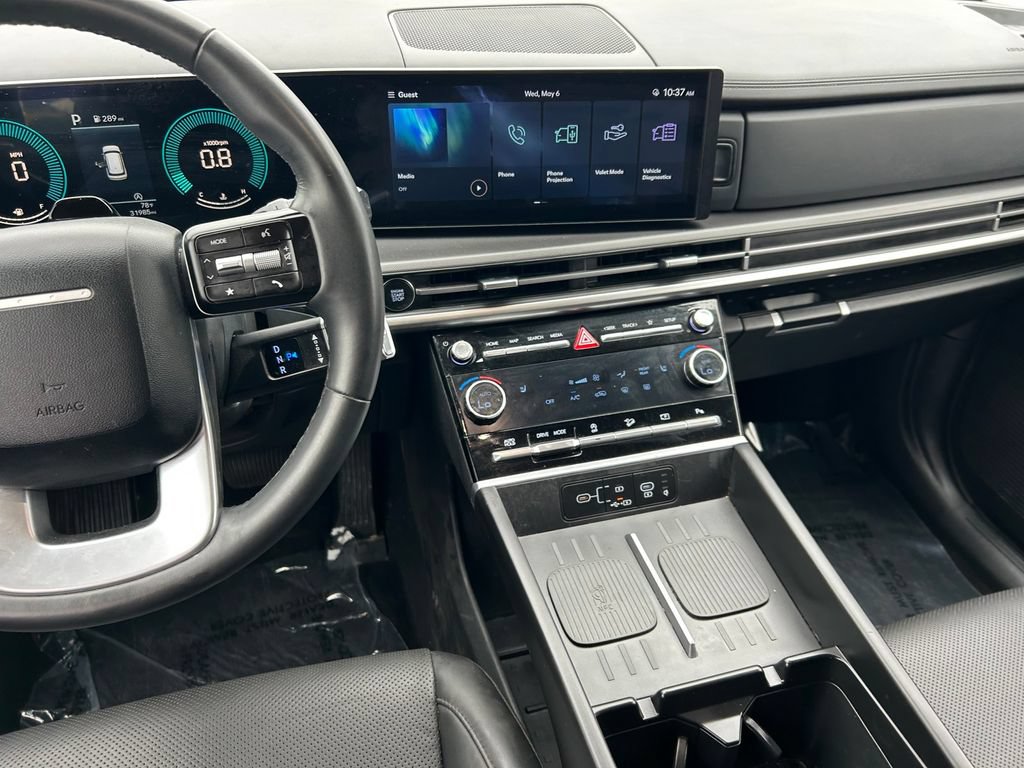 Used 2025 Hyundai Santa Fe SEL FWD image 18