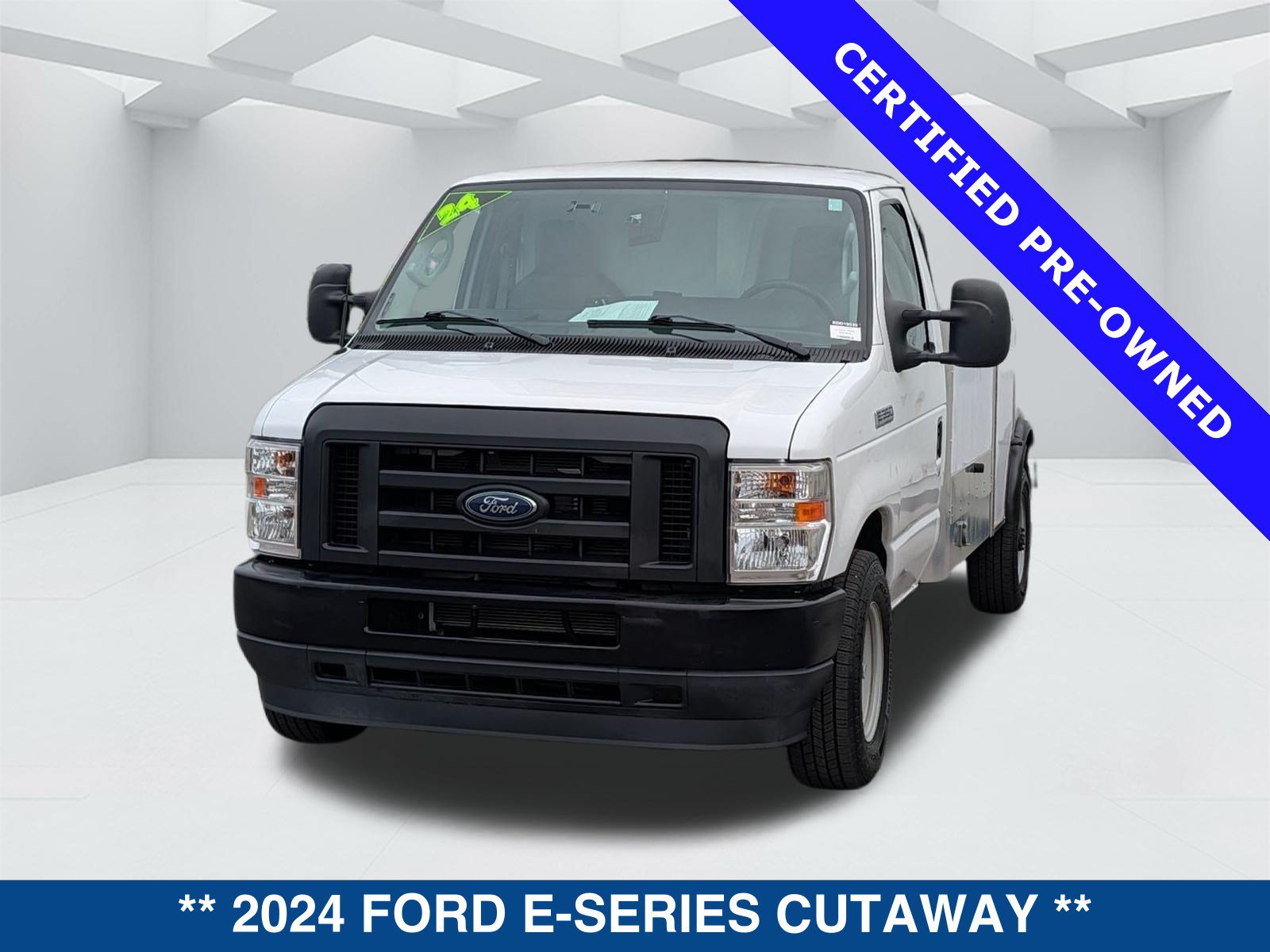 Certified 2024 Ford E-350 and Econoline 350 Super Duty w/ Power Windows & Locks Group RWD image 7