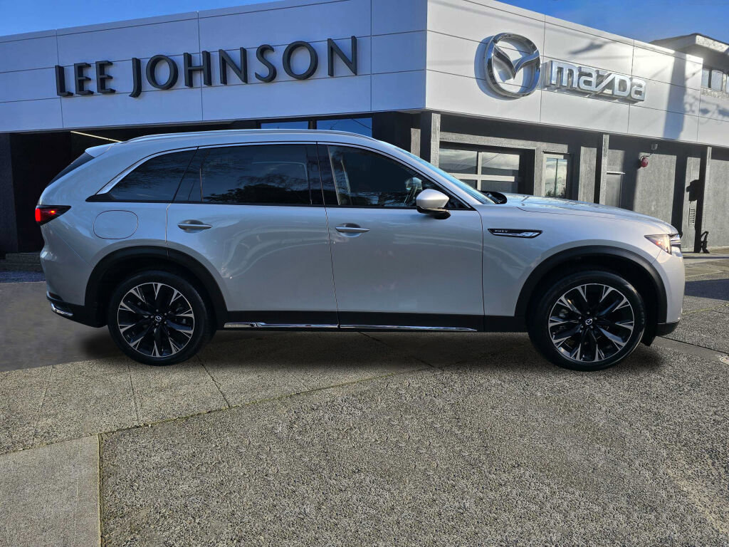 Certified 2024 MAZDA CX-90 Plug-In Hybrid w/ Premium Plus image 6