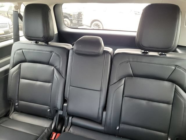 New 2026 Lincoln Navigator L Reserve AWD/4WD image 17
