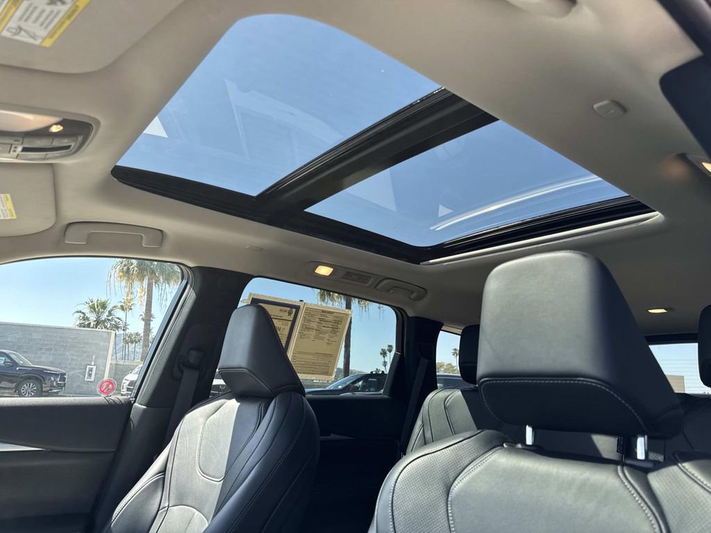 Certified 2025 INFINITI QX60 Pure image 26