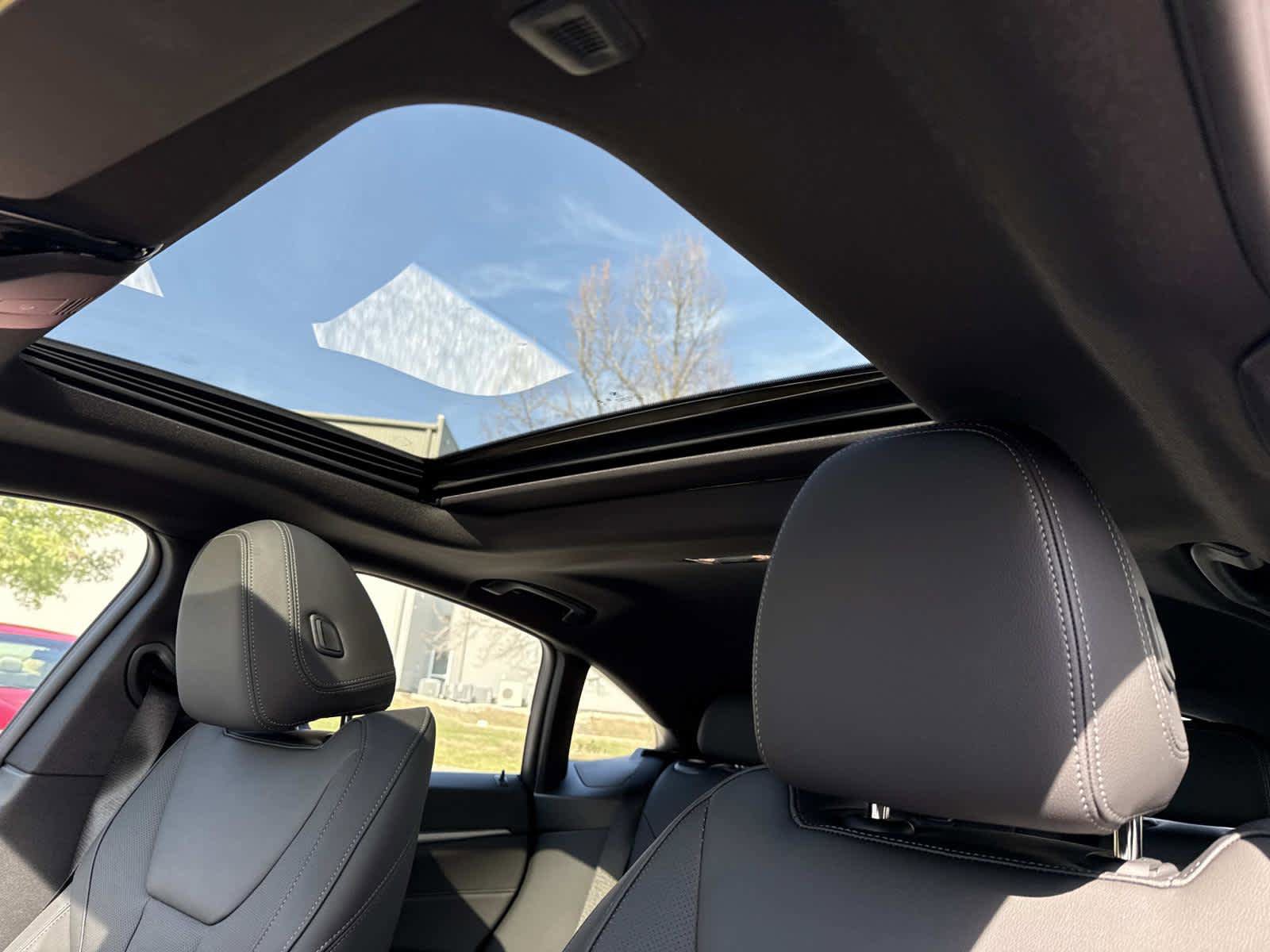 New 2026 BMW i4 xDrive40i AWD/4WD image 4