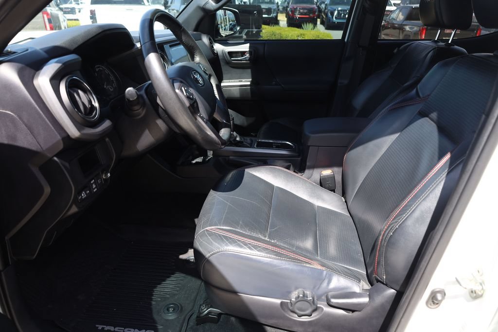 Used 2019 Toyota Tacoma TRD Pro AWD/4WD image 11
