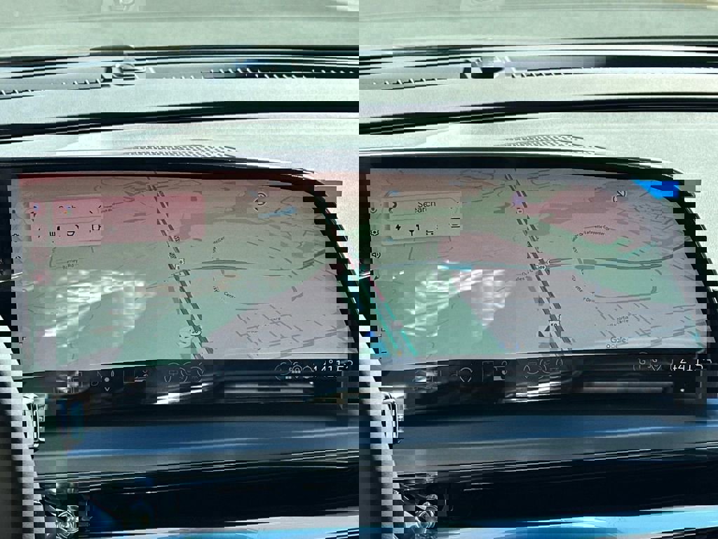 New 2025 Cadillac Lyriq Luxury image 11