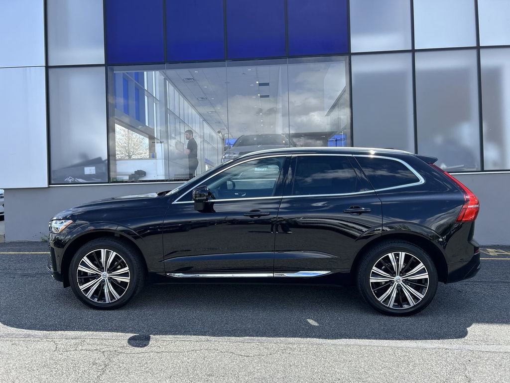 Certified 2022 Volvo XC60 B5 Inscription w/ Advanced Package AWD/4WD image 5