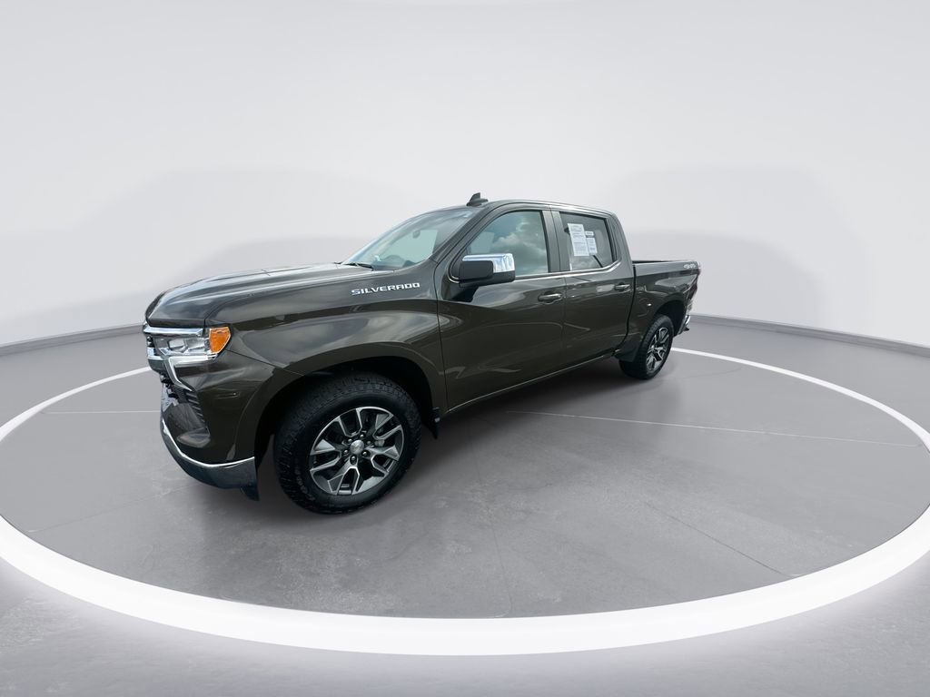 Used 2024 Chevrolet Silverado 1500 LT image 4