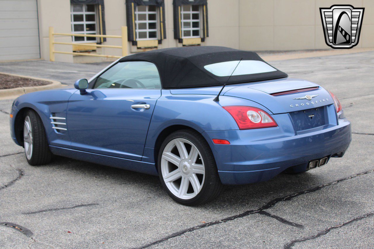 Used 2007 Chrysler Crossfire Limited image 5