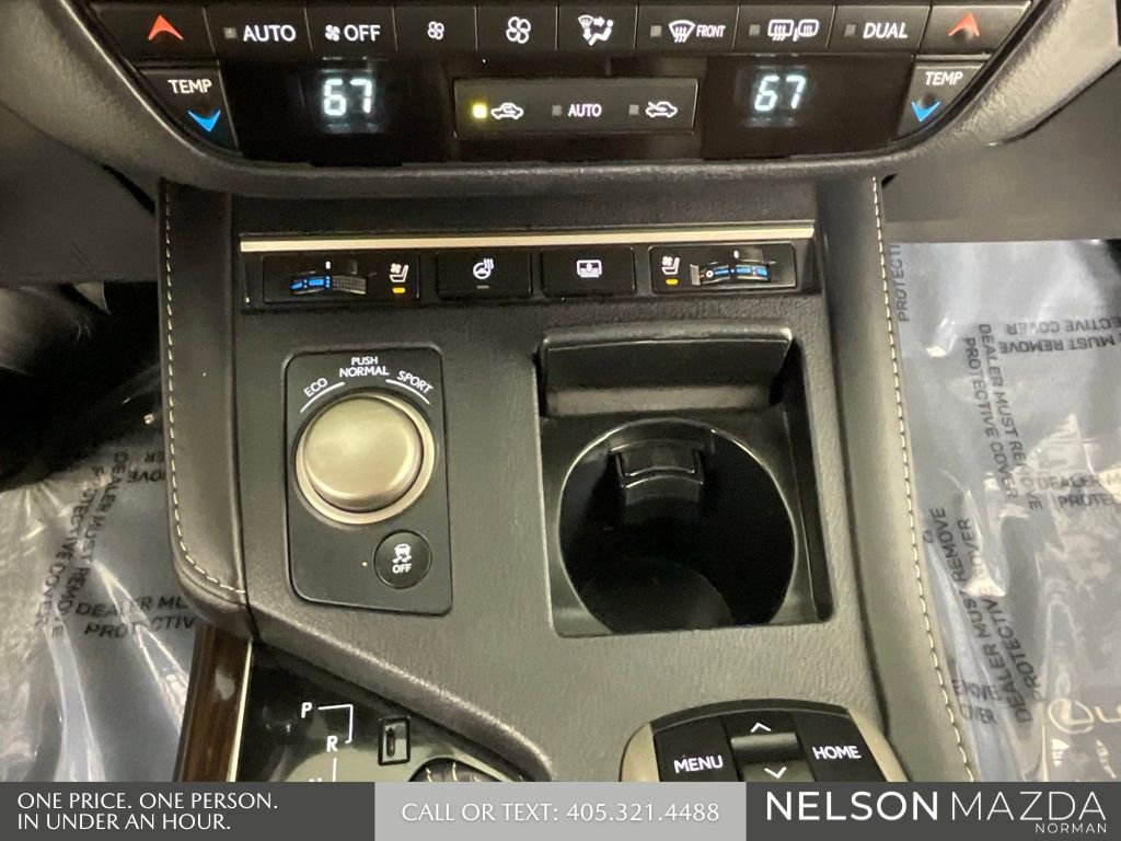 Used 2016 Lexus ES 350 w/ Luxury Package w/Wood Trim FWD image 35