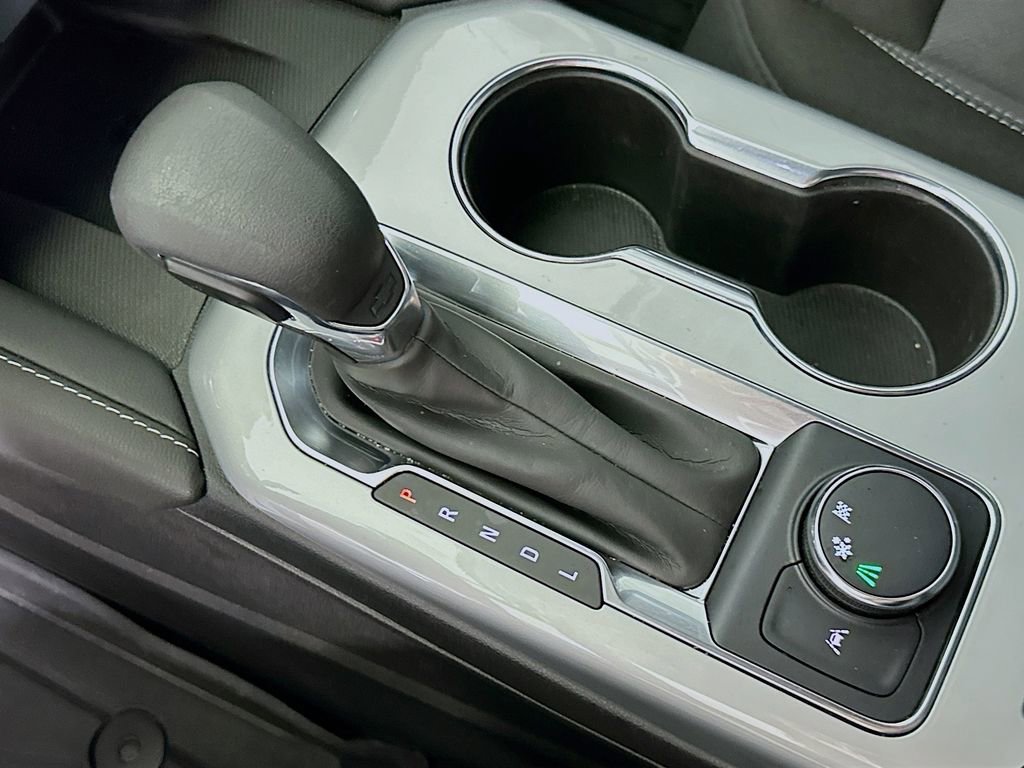 Used 2024 Chevrolet Blazer LT w/ Convenience Package image 32