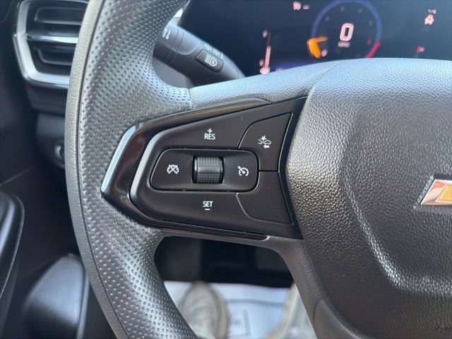 Used 2025 Chevrolet TrailBlazer LT AWD/4WD image 23