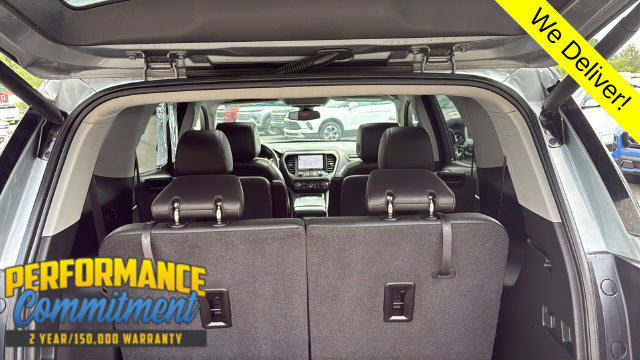 Used 2023 GMC Acadia AT4 AWD/4WD image 9