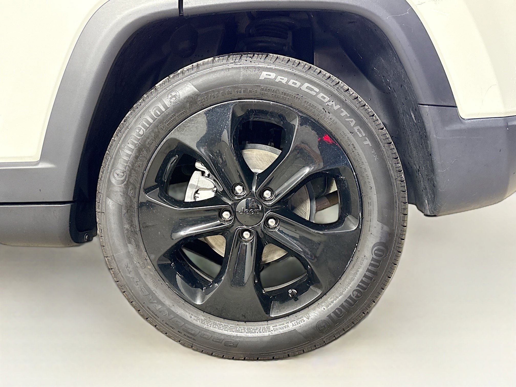 Used 2021 Jeep Compass Latitude image 35