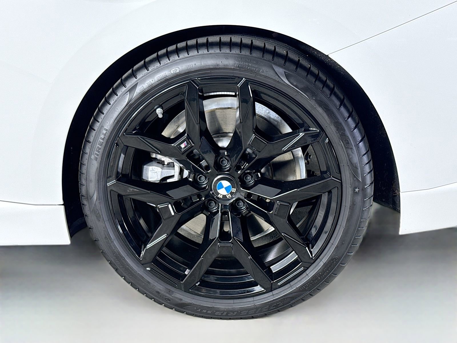 Used 2025 BMW 230i Coupe w/ M Sport Package image 32