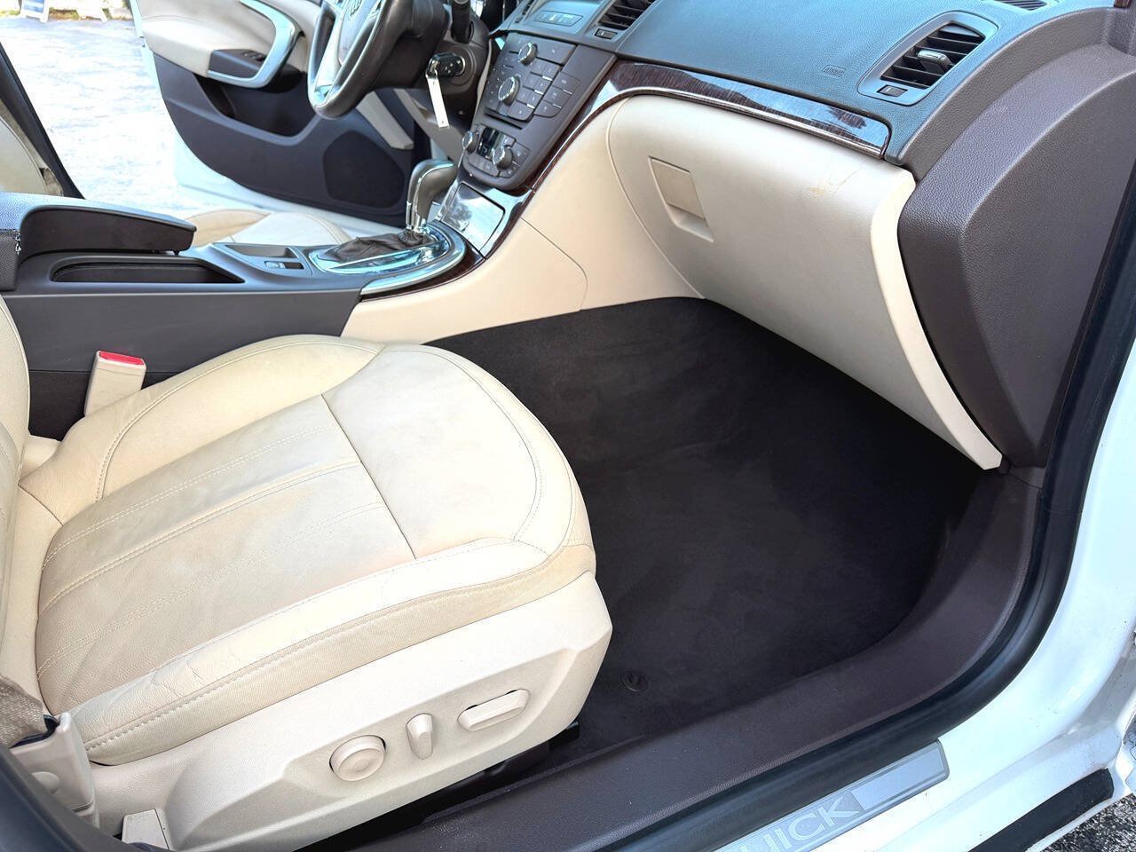 Used 2011 Buick Regal CXL Turbo FWD image 34