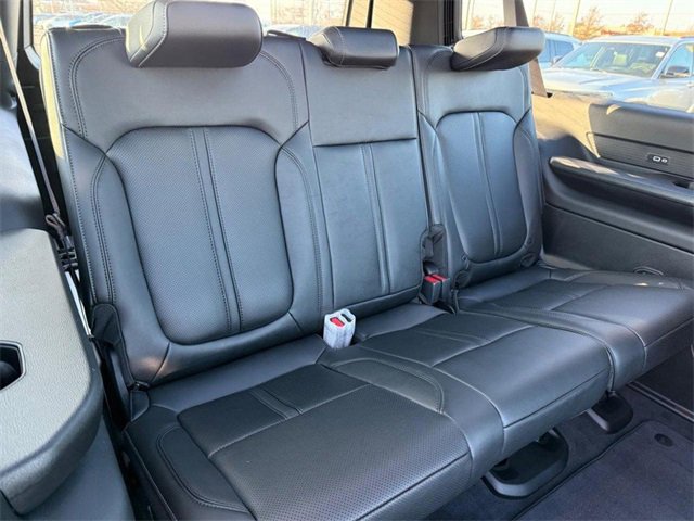 New 2025 Jeep Wagoneer L Series III image 11