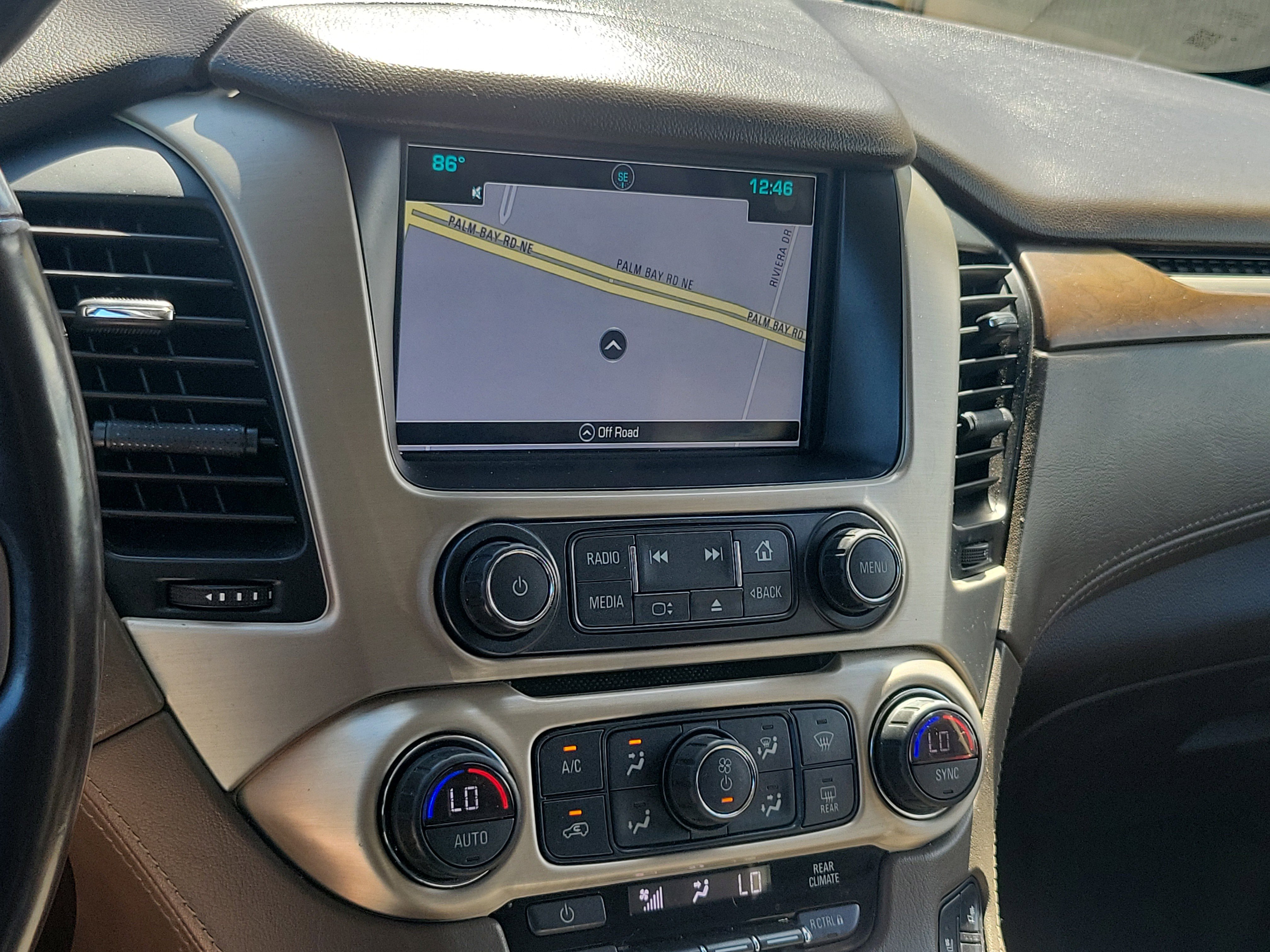 Used 2018 GMC Yukon Denali w/ Denali Ultimate Package image 22