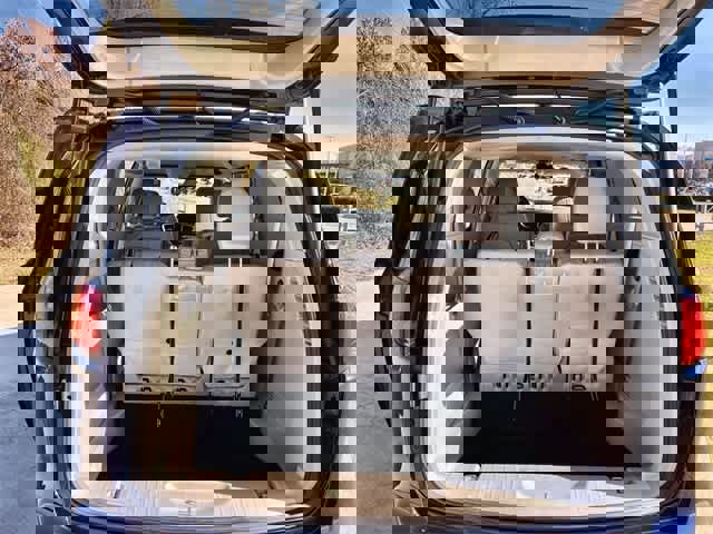 Used 2020 Chrysler Pacifica Touring-L w/ Tire & Wheel Group image 20