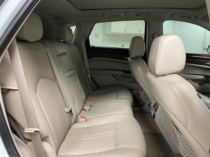 Used 2016 Cadillac SRX Luxury w/ Driver Awareness Package image 13