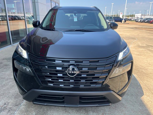 New 2026 Nissan Rogue Dark Armor FWD image 6