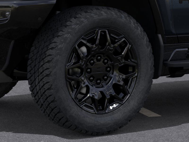 New 2026 GMC Hummer EV 4x4 Crew Cab w/ LPO, Dark Essentials Package image 9