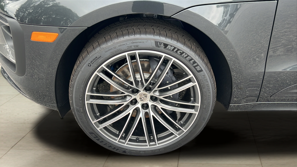 New 2026 Porsche Macan Turbo AWD/4WD image 14