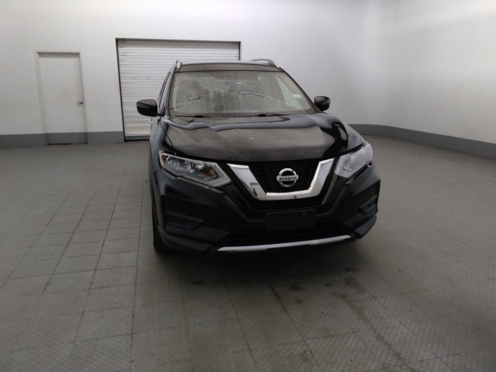 Used 2017 Nissan Rogue SV AWD/4WD image 14