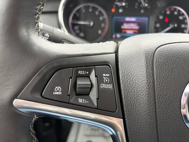 Used 2019 Buick Encore Essence AWD/4WD image 25