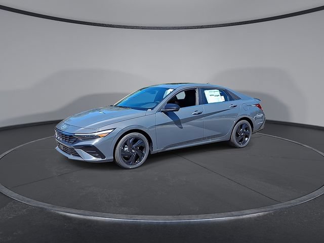 New 2026 Hyundai Elantra SEL Sport Premium FWD image 5