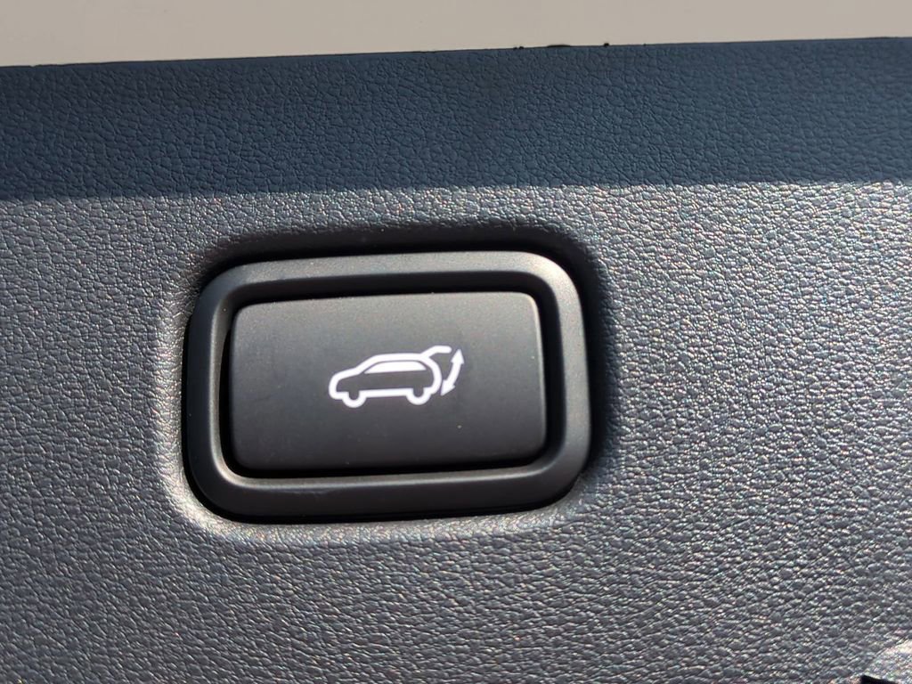 New 2026 Hyundai Tucson XRT image 15