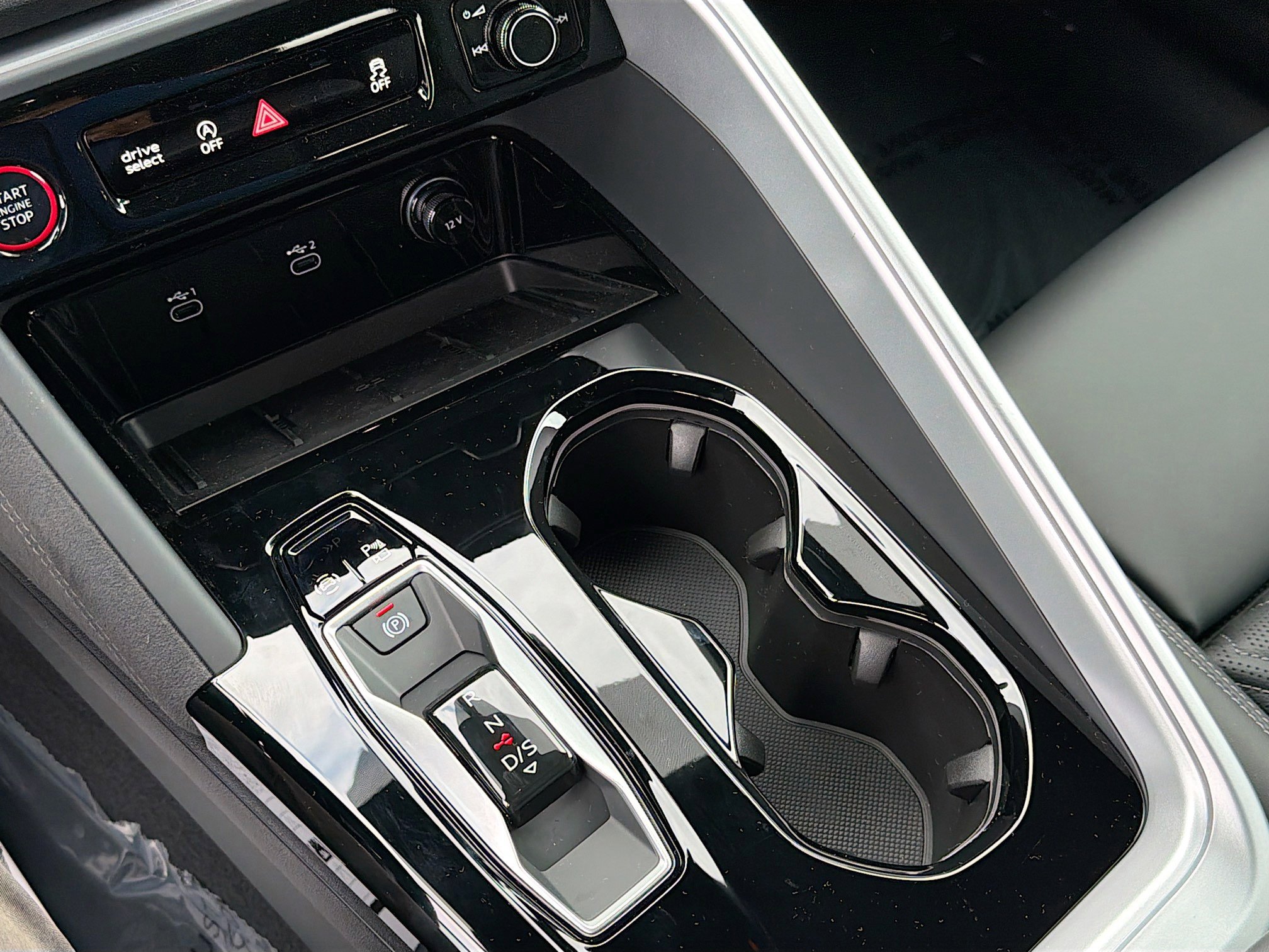 New 2025 Audi SQ5 Premium Plus image 29