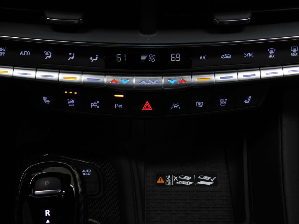 Used 2024 Cadillac CT5 V Blackwing w/ Carbon Fibre Package 2 RWD image 48