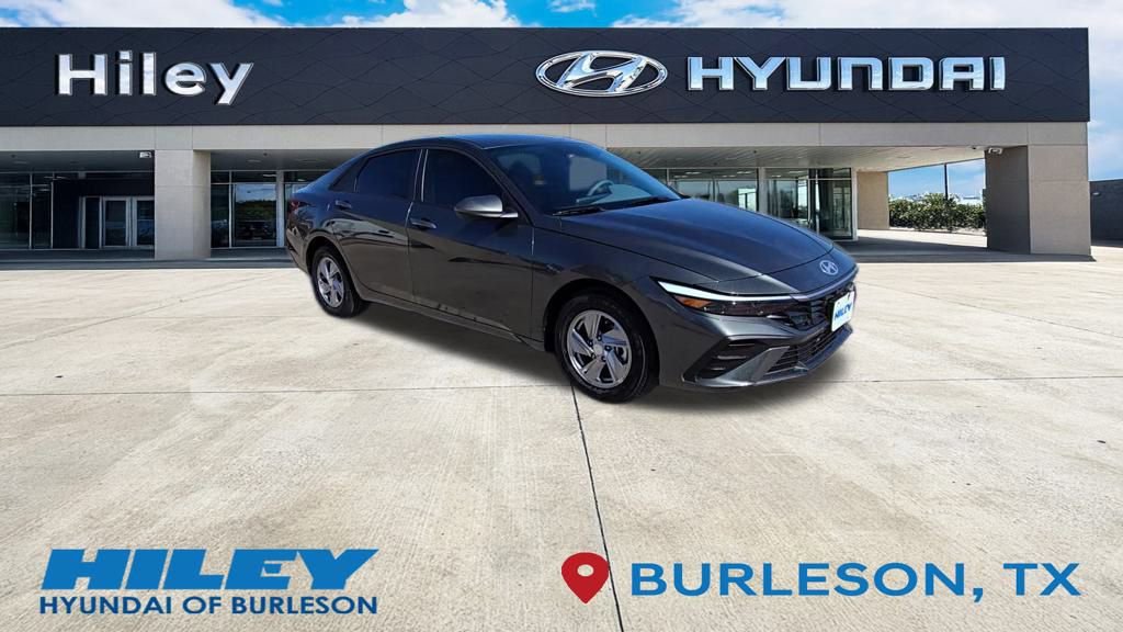 New 2026 Hyundai Elantra SE FWD image 14