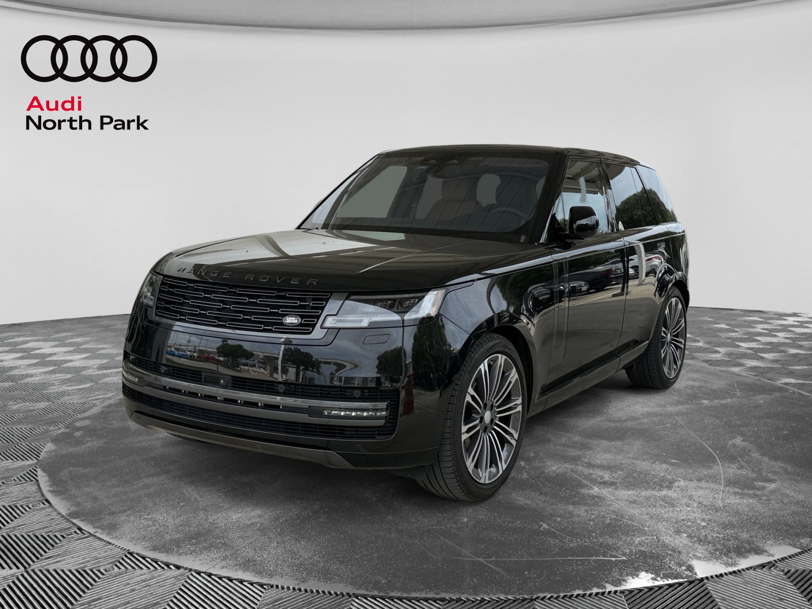 Used 2023 Land Rover Range Rover SE