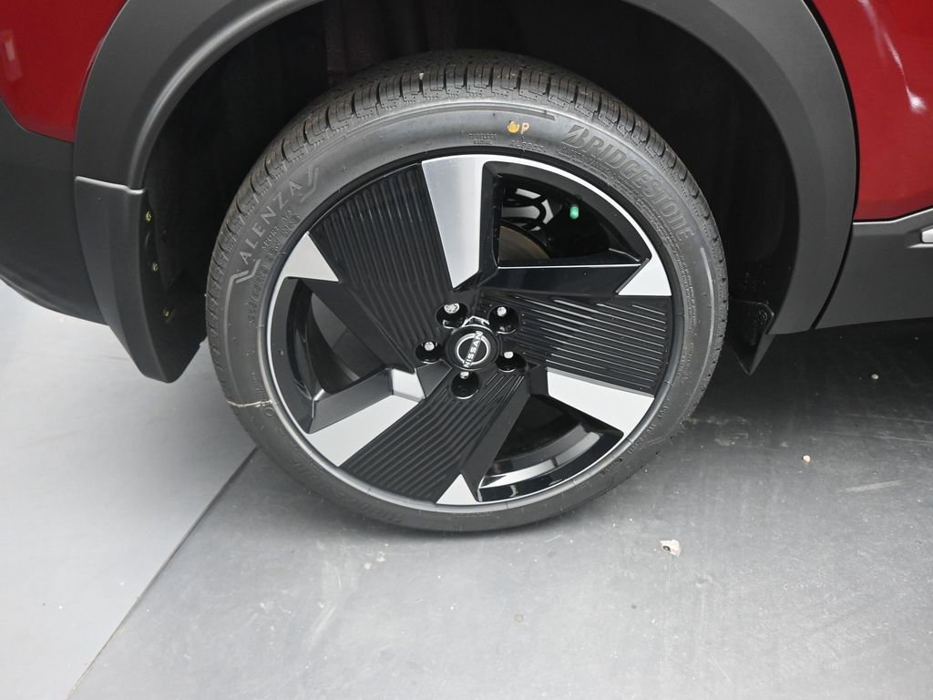 New 2026 Nissan Kicks SR image 19