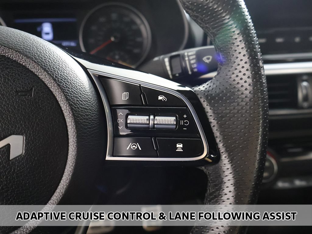 Used 2023 Kia Forte GT-Line w/ GT-Line Premium Package FWD image 5