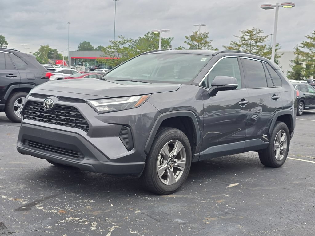 Certified 2025 Toyota RAV4 XLE AWD/4WD image 4