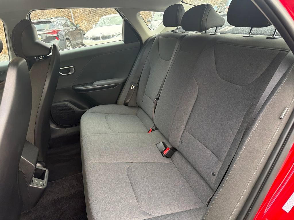 Certified 2025 Kia K4 LXS image 25
