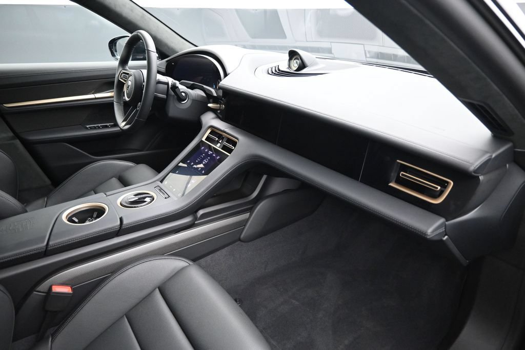 New 2026 Porsche Taycan Turbo S AWD/4WD image 23