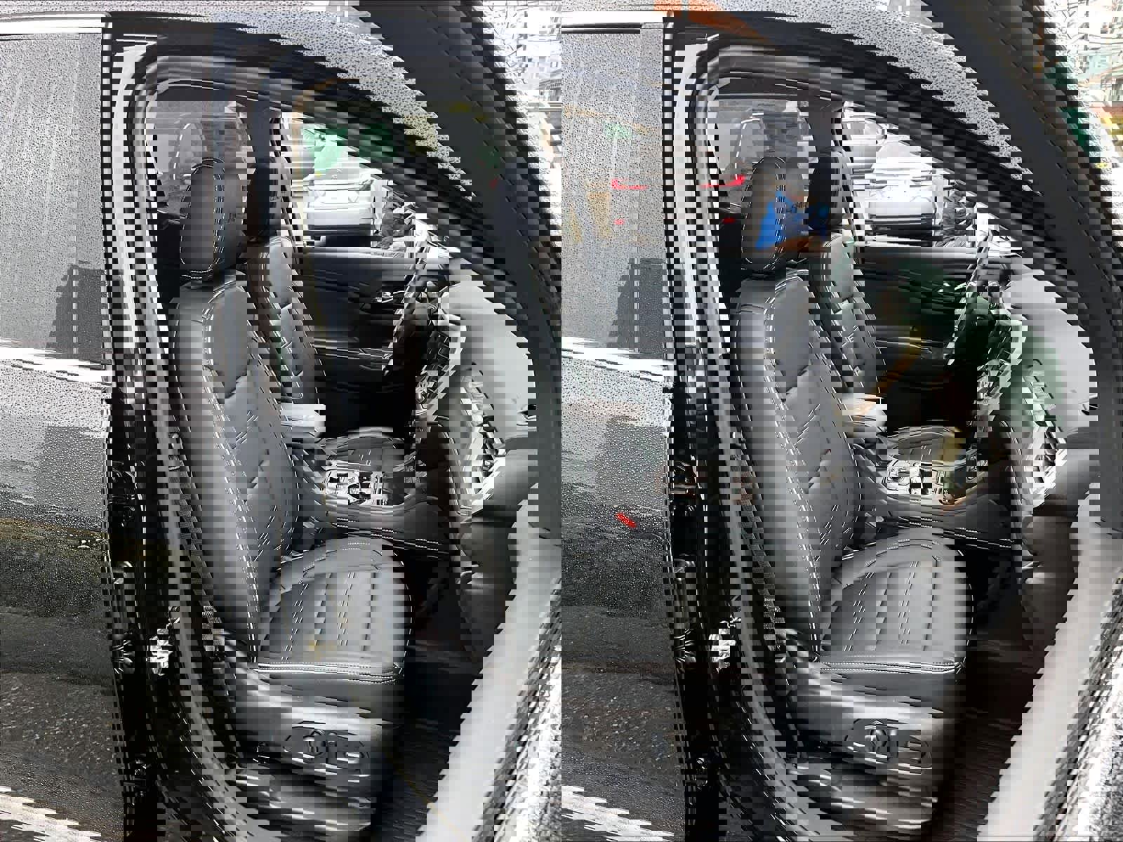 Used 2023 GMC Acadia Denali w/ Denali Ultimate Package AWD/4WD image 12