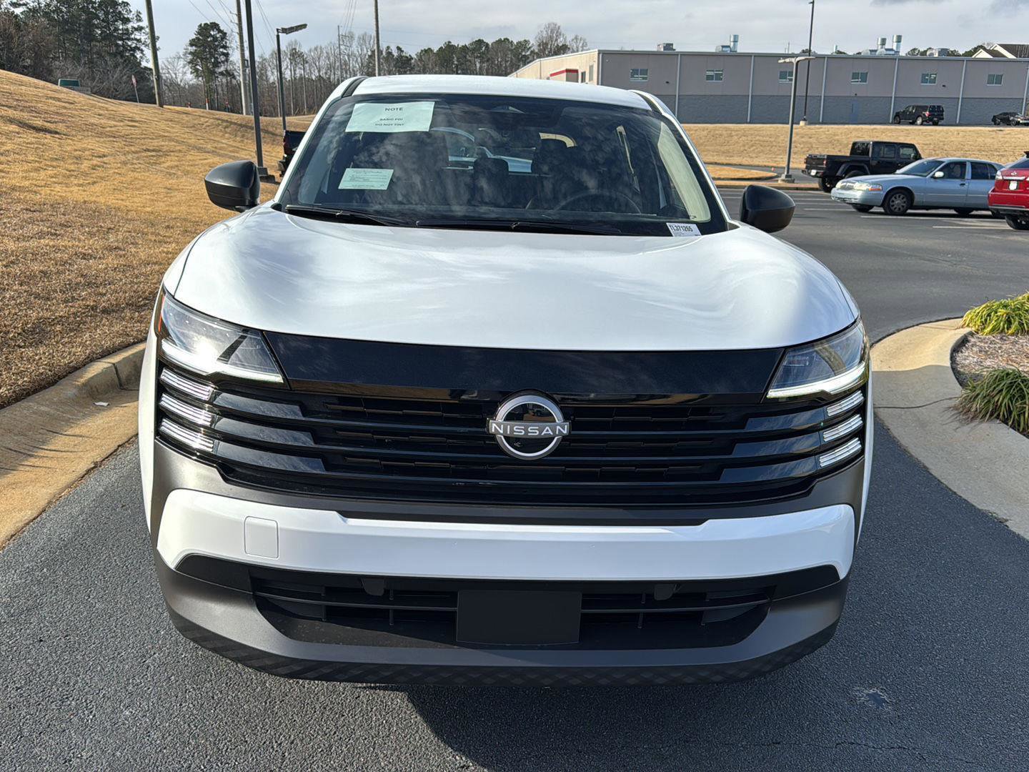 New 2026 Nissan Kicks S image 7