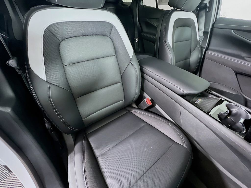 New 2026 Chevrolet Blazer EV LT image 28