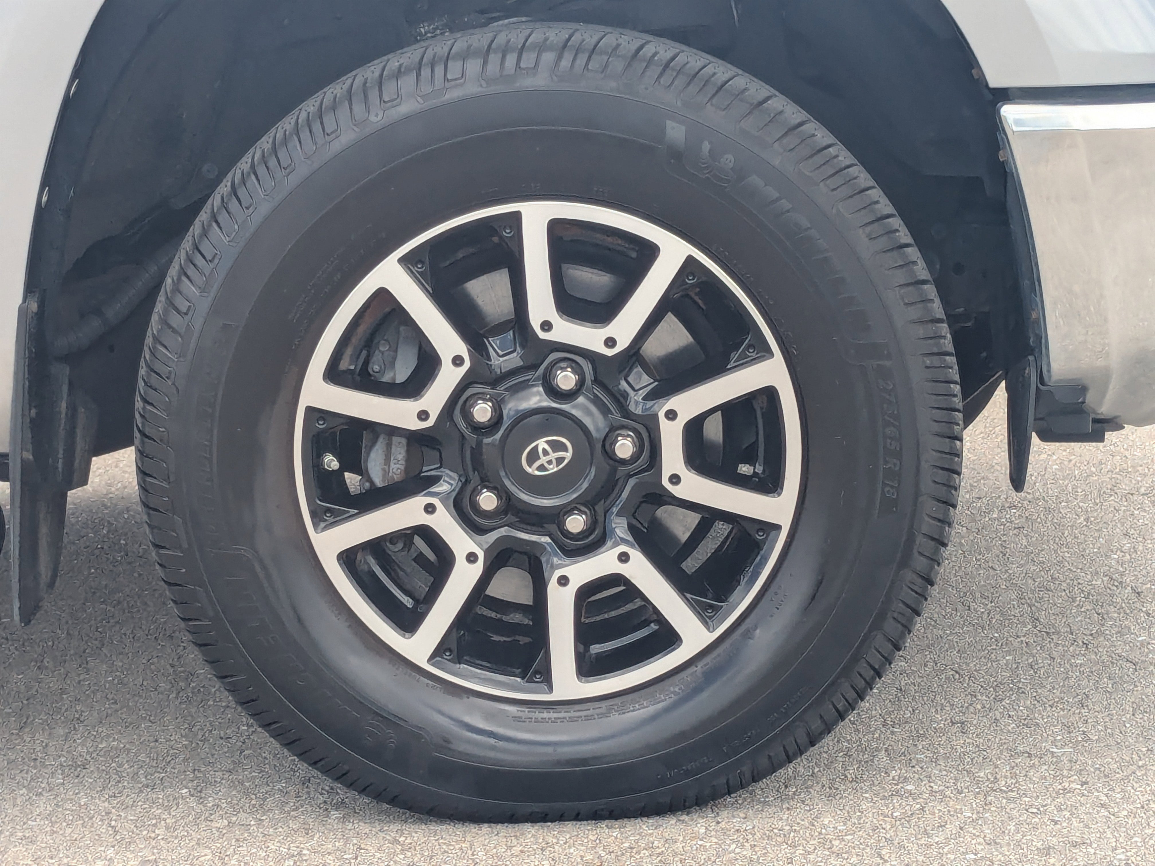 Used 2019 Toyota Tundra SR5 w/ TRD Off Road Package image 12