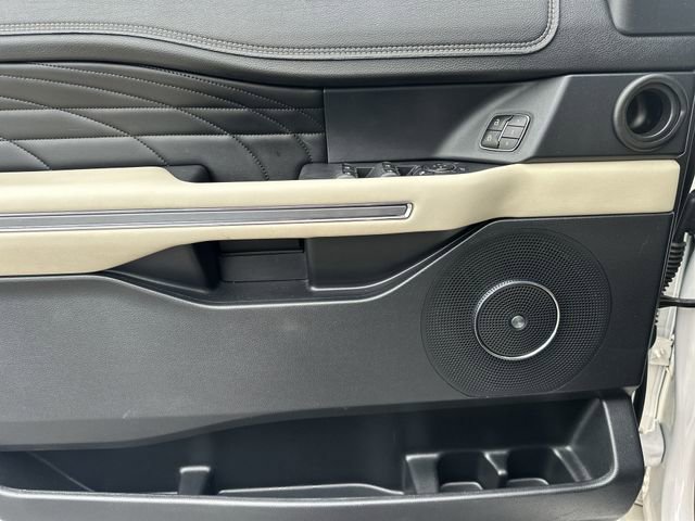 Used 2019 Ford Expedition Platinum image 37