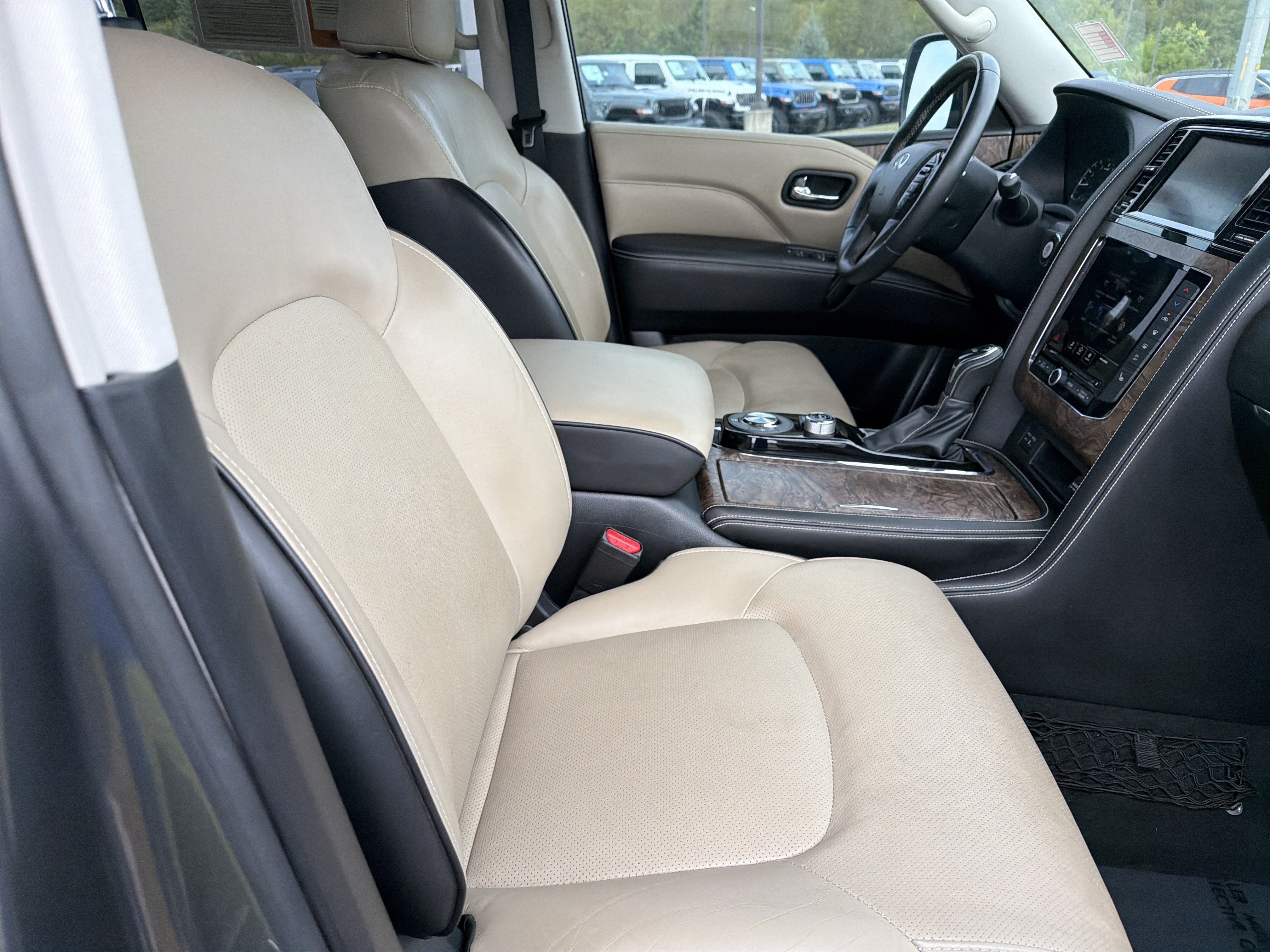 Used 2021 INFINITI QX80 Premium Select w/ Cargo Package RWD image 33