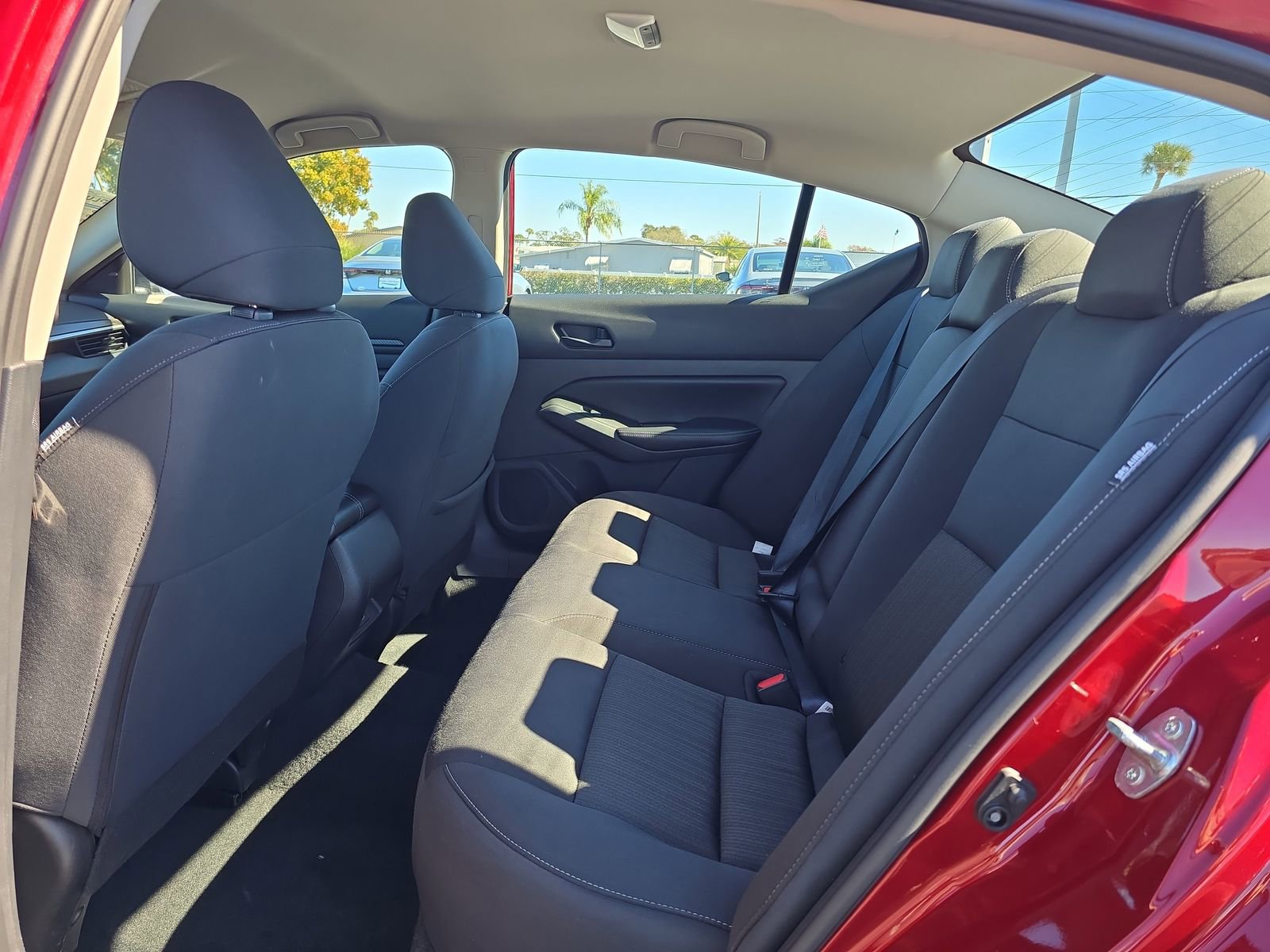 Used 2024 Nissan Altima 2.5 SV image 13