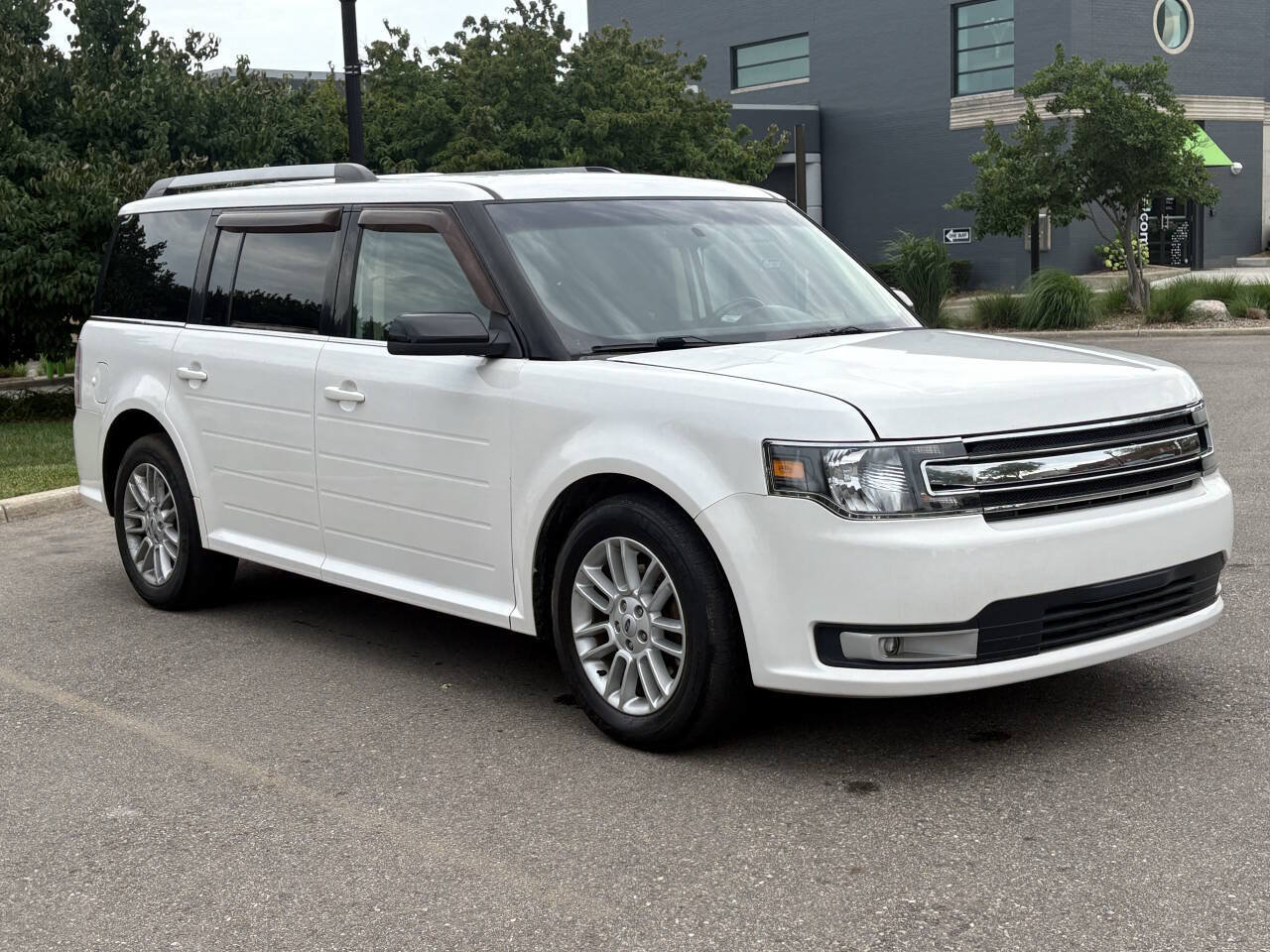 Used 2013 Ford Flex SEL w/ Class III Trailer Tow Pkg AWD/4WD image 7
