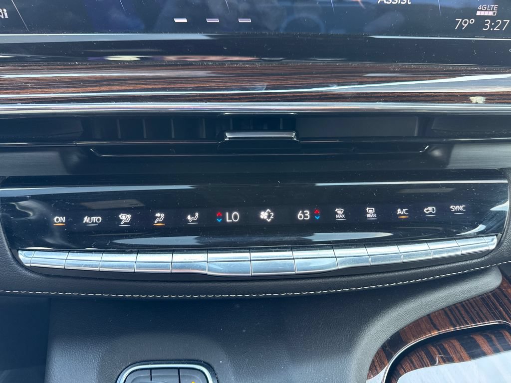Used 2023 Cadillac Escalade Premium Luxury w/ LPO, Radiant Package AWD/4WD image 30
